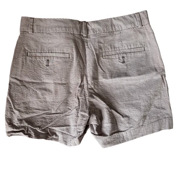 Banana Republic Pin Stripe 4" Shorts - Picture 3 of 5